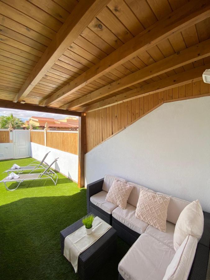 Beach Villa Private Heated Pool Caleta De Fuste Exterior photo