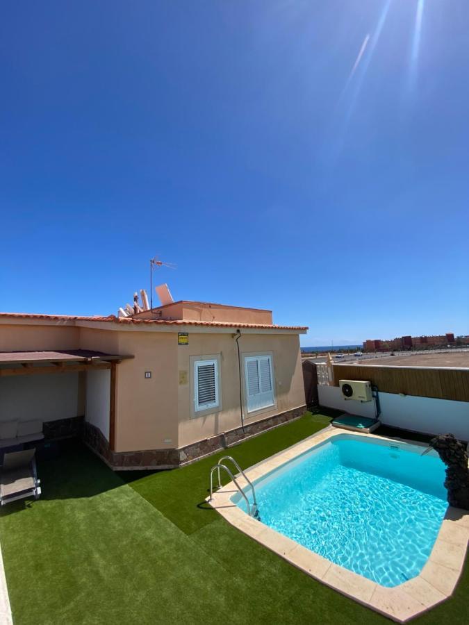 Beach Villa Private Heated Pool Caleta De Fuste Exterior photo