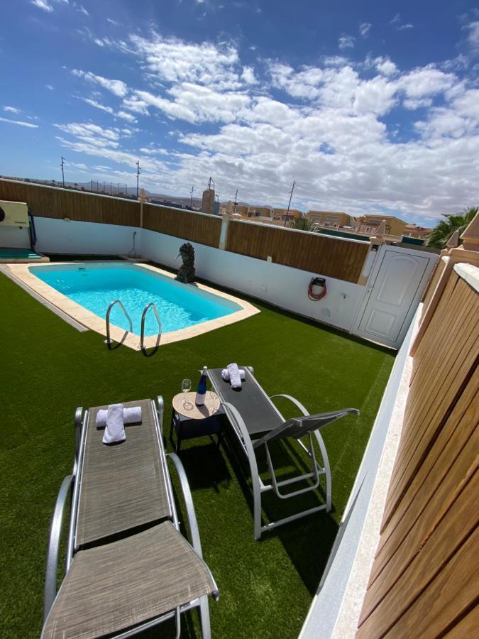 Beach Villa Private Heated Pool Caleta De Fuste Exterior photo