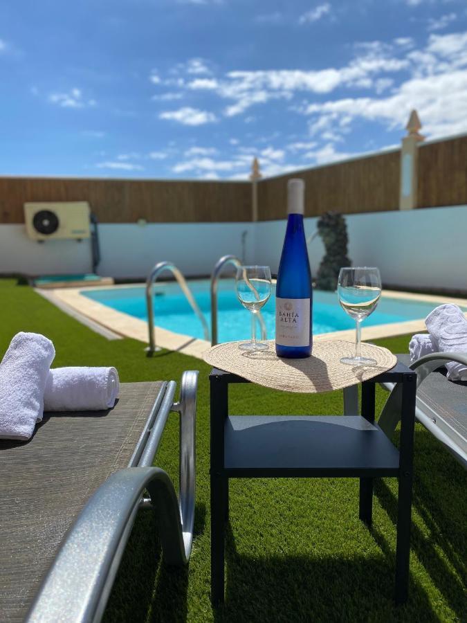 Beach Villa Private Heated Pool Caleta De Fuste Exterior photo